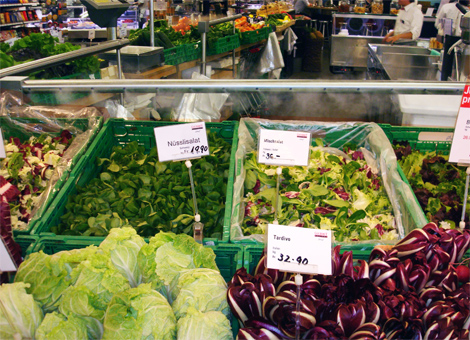 insalate vaporizzate in un supermercato di Zurigo | ©foto Sandra Longinotti